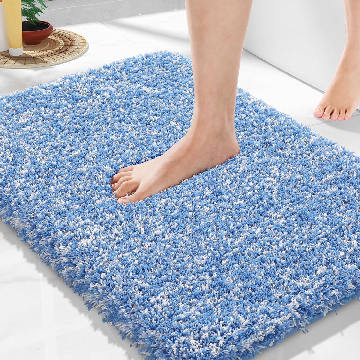 Yimobra Bathroom Rugs Non Slip Washable 36x24, Ultra Soft and Water Absorbent Bath Mats, Plush Fluffy Shower Mat Outside, Luxury Microfiber Thick Matts for Bathroom Floor/Tub, Light Gray and White