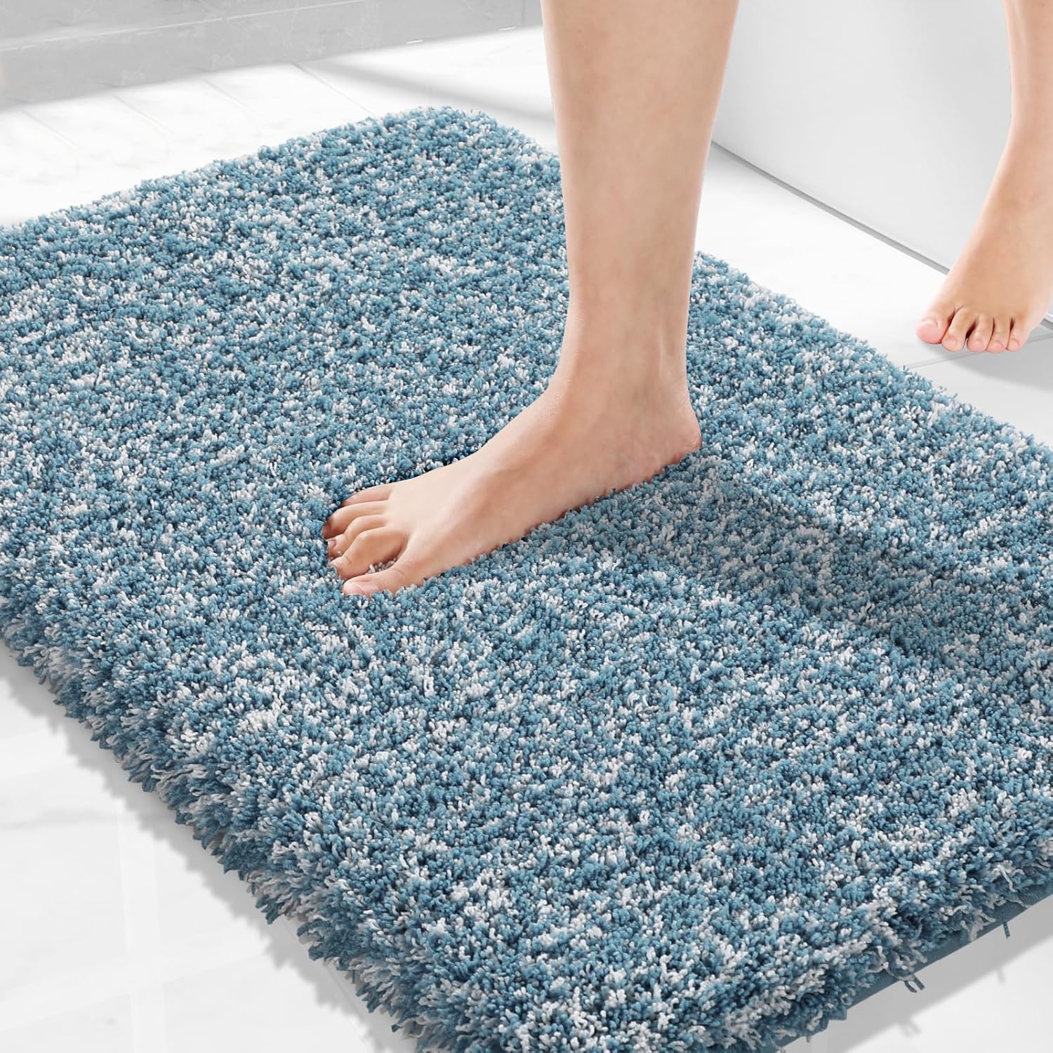 Yimobra Bathroom Rugs Non Slip Washable 36x24, Ultra Soft and Water Absorbent Bath Mats, Plush Fluffy Shower Mat Outside, Luxury Microfiber Thick Matts for Bathroom Floor/Tub, Light Gray and White