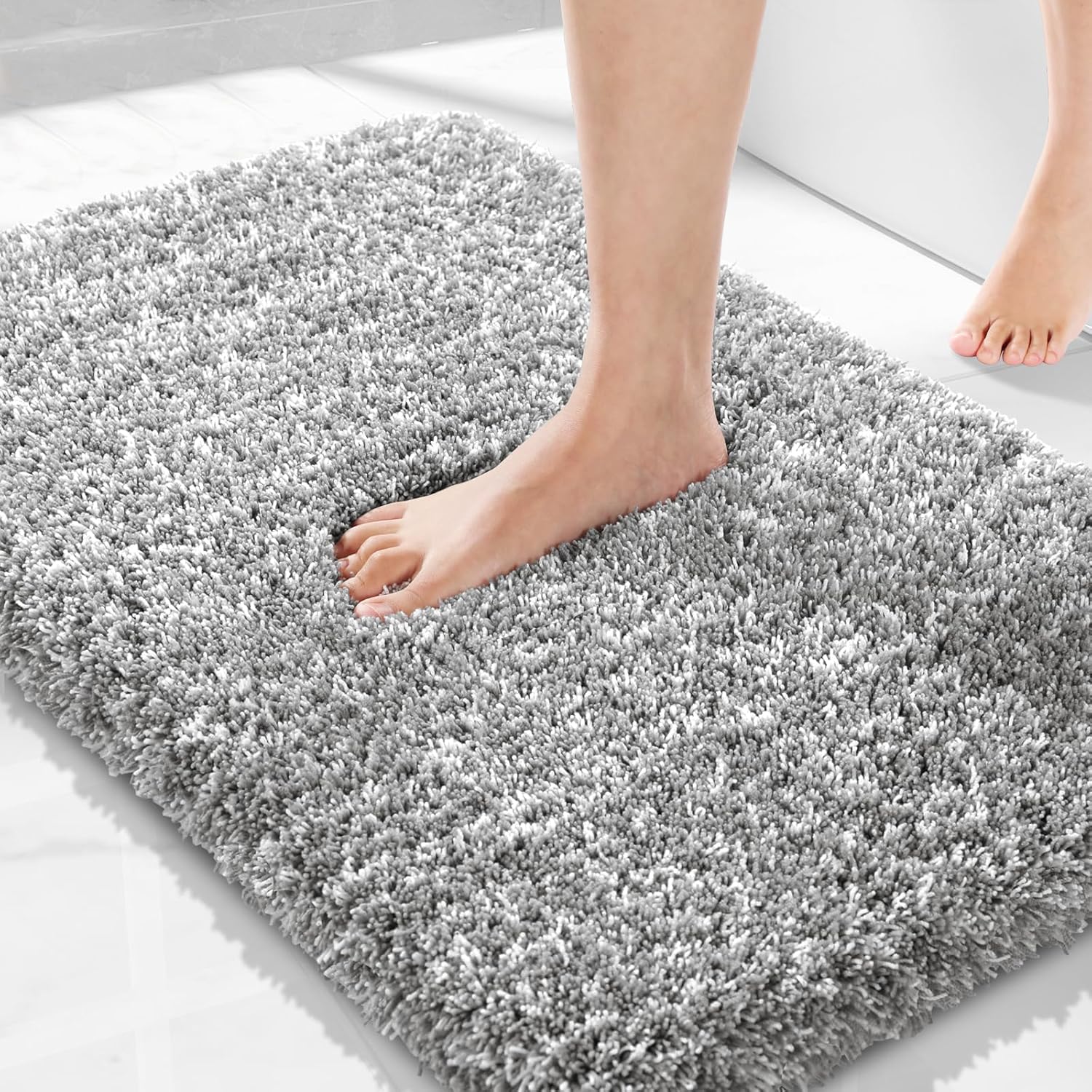 Yimobra Bathroom Rugs Non Slip Washable 36x24, Ultra Soft and Water Absorbent Bath Mats, Plush Fluffy Shower Mat Outside, Luxury Microfiber Thick Matts for Bathroom Floor/Tub, Light Gray and White