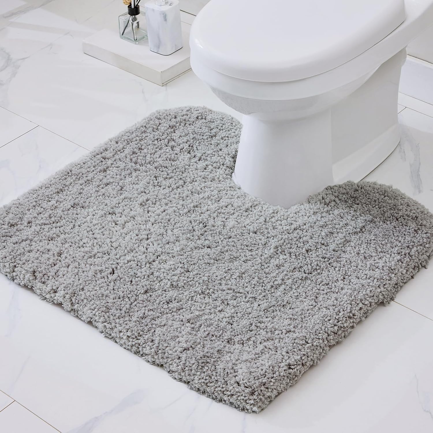White Bathroom Rug 20x32 Non Slip Fluffy Bath Mat for Bathroom Floor Washable Plush Luxury Bath Rug for Tub Soft Shaggy Absorbent Shower Sink Mat