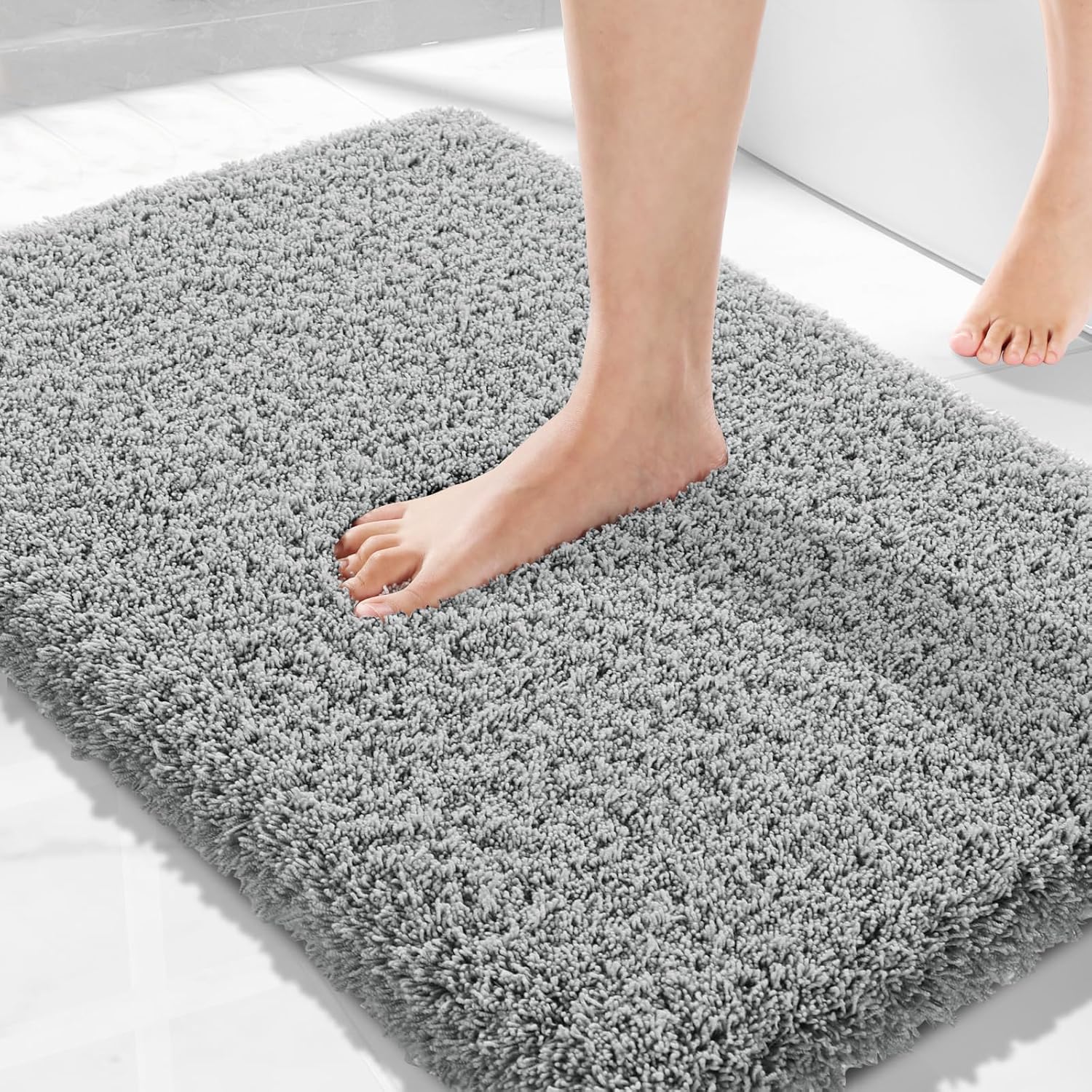 Yimobra Bathroom Rugs Non Slip Washable 36x24, Ultra Soft and Water Absorbent Bath Mats, Plush Fluffy Shower Mat Outside, Luxury Microfiber Thick Matts for Bathroom Floor/Tub, Light Gray and White