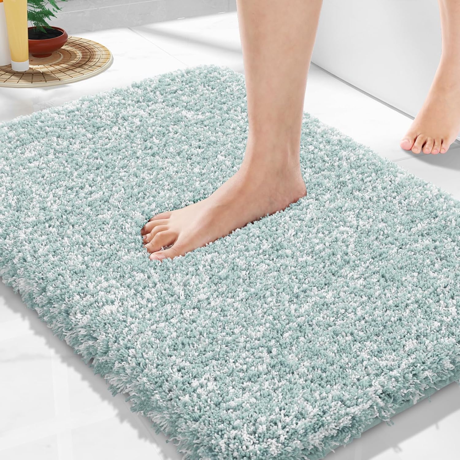 Yimobra Bathroom Rugs Non Slip Washable 36x24, Ultra Soft and Water Absorbent Bath Mats, Plush Fluffy Shower Mat Outside, Luxury Microfiber Thick Matts for Bathroom Floor/Tub, Light Gray and White