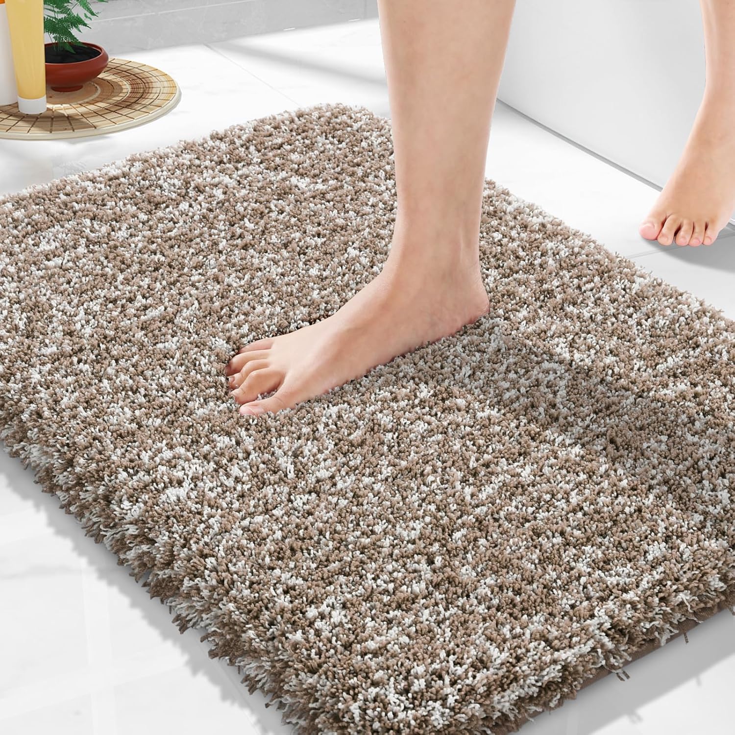 Yimobra Bathroom Rugs Non Slip Washable 36x24, Ultra Soft and Water Absorbent Bath Mats, Plush Fluffy Shower Mat Outside, Luxury Microfiber Thick Matts for Bathroom Floor/Tub, Light Gray and White