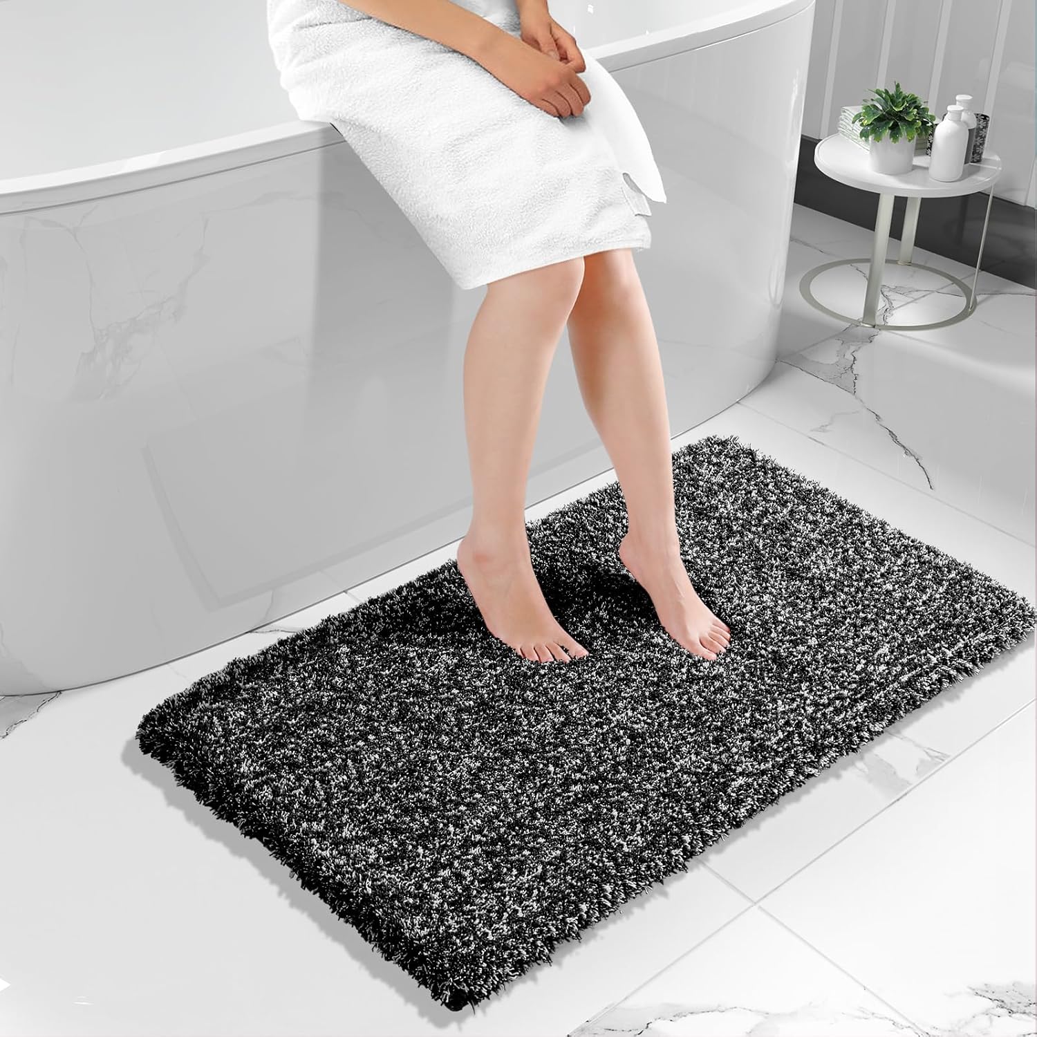 Yimobra Bathroom Rugs Non Slip Washable 36x24, Ultra Soft and Water Absorbent Bath Mats, Plush Fluffy Shower Mat Outside, Luxury Microfiber Thick Matts for Bathroom Floor/Tub, Light Gray and White