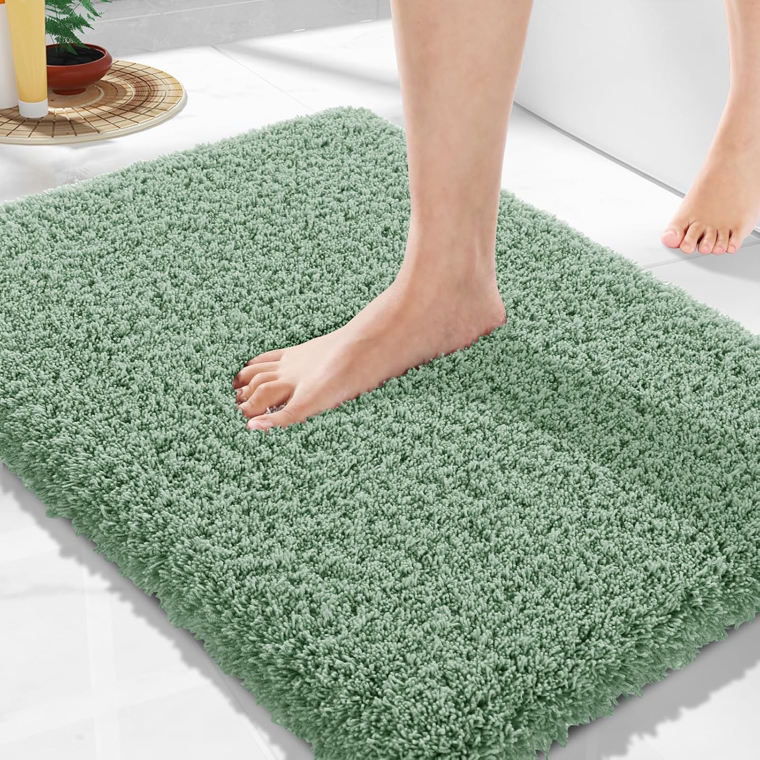 Yimobra Bathroom Rugs Non Slip Washable 36x24, Ultra Soft and Water Absorbent Bath Mats, Plush Fluffy Shower Mat Outside, Luxury Microfiber Thick Matts for Bathroom Floor/Tub, Light Gray and White
