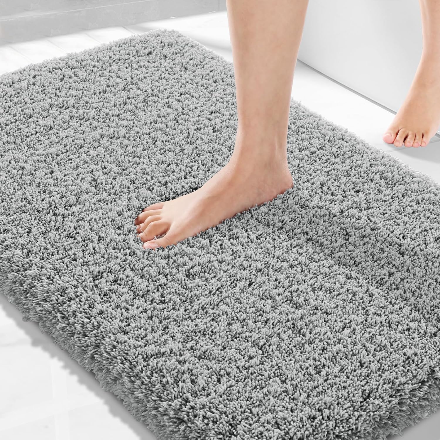 Yimobra Bathroom Rugs Non Slip Washable 36x24, Ultra Soft and Water Absorbent Bath Mats, Plush Fluffy Shower Mat Outside, Luxury Microfiber Thick Matts for Bathroom Floor/Tub, Light Gray and White