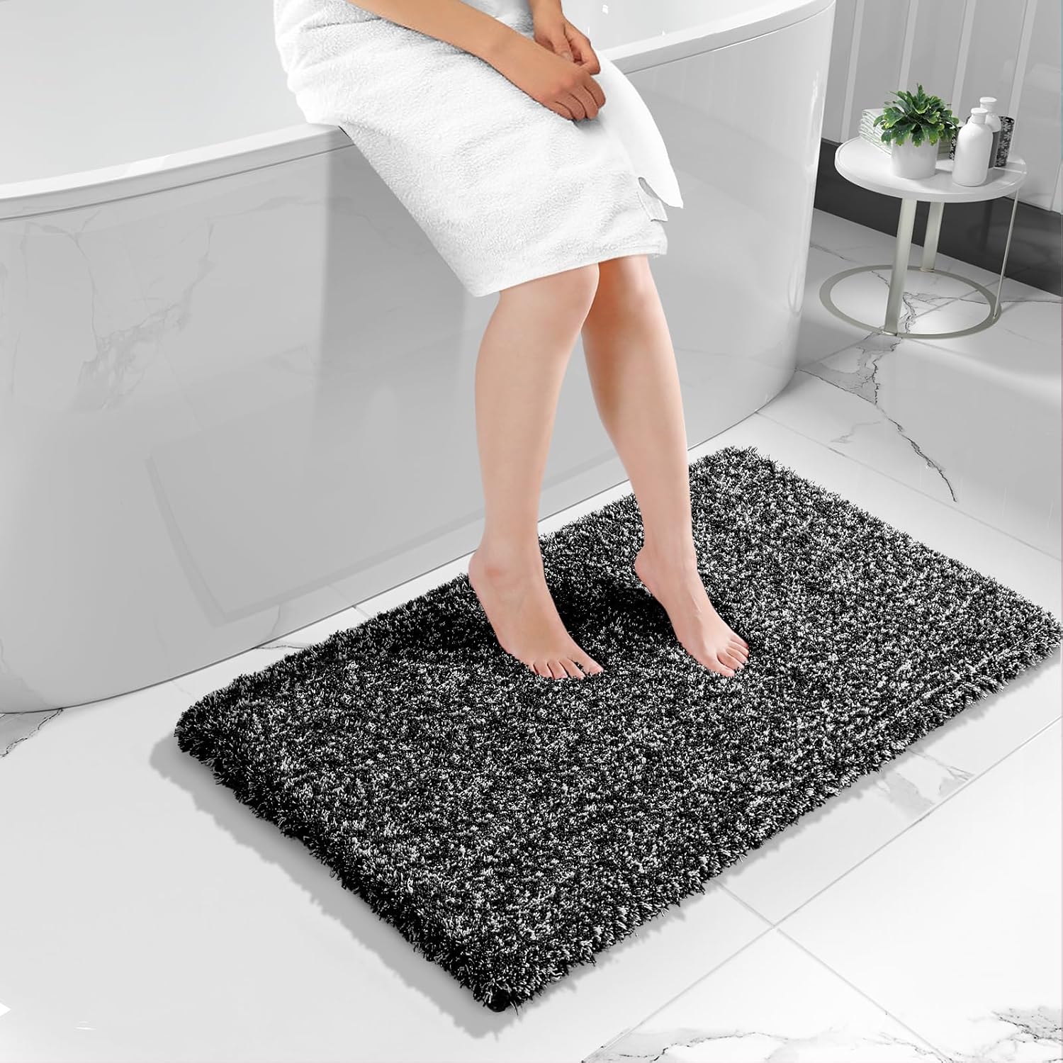 Yimobra Bathroom Rugs Non Slip Washable 36x24, Ultra Soft and Water Absorbent Bath Mats, Plush Fluffy Shower Mat Outside, Luxury Microfiber Thick Matts for Bathroom Floor/Tub, Light Gray and White
